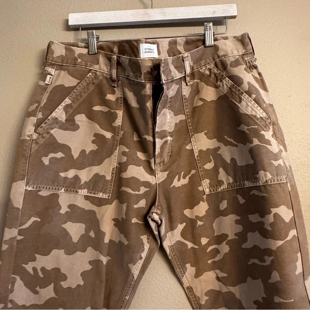 CITIZENS OF HUMANITY Leah Camo‎ Cropped Pants